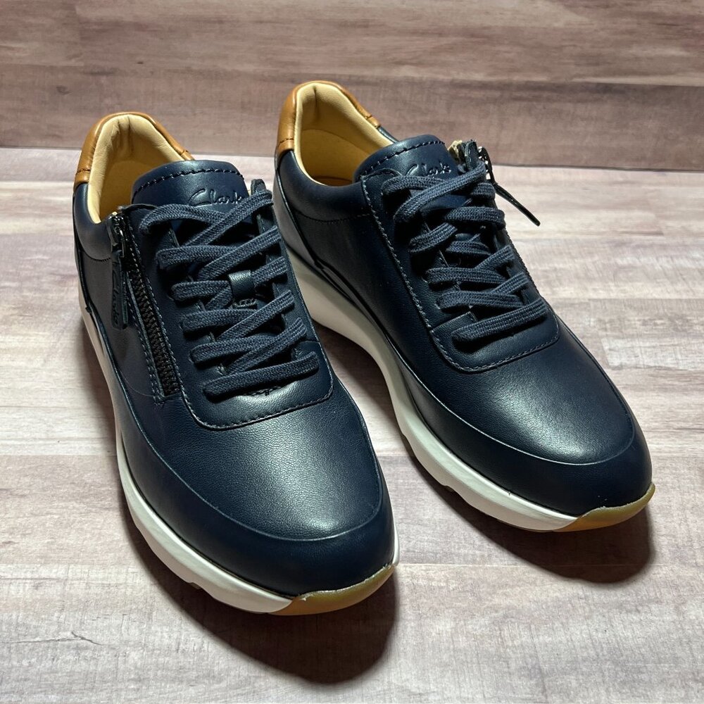 Clarks Womens Navy Tivoli Zip Leather Sneakers Size 9 US - Picture 2 of 11